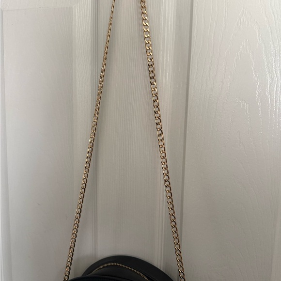 Hogwarts Crest Crossbody Bag - Picture 2 of 3